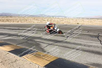 media/Nov-30-2025-TrackXperience (Sun) [[c0061d280f]]/2-Level 2/Session 4 (Turn 12 Inside)/